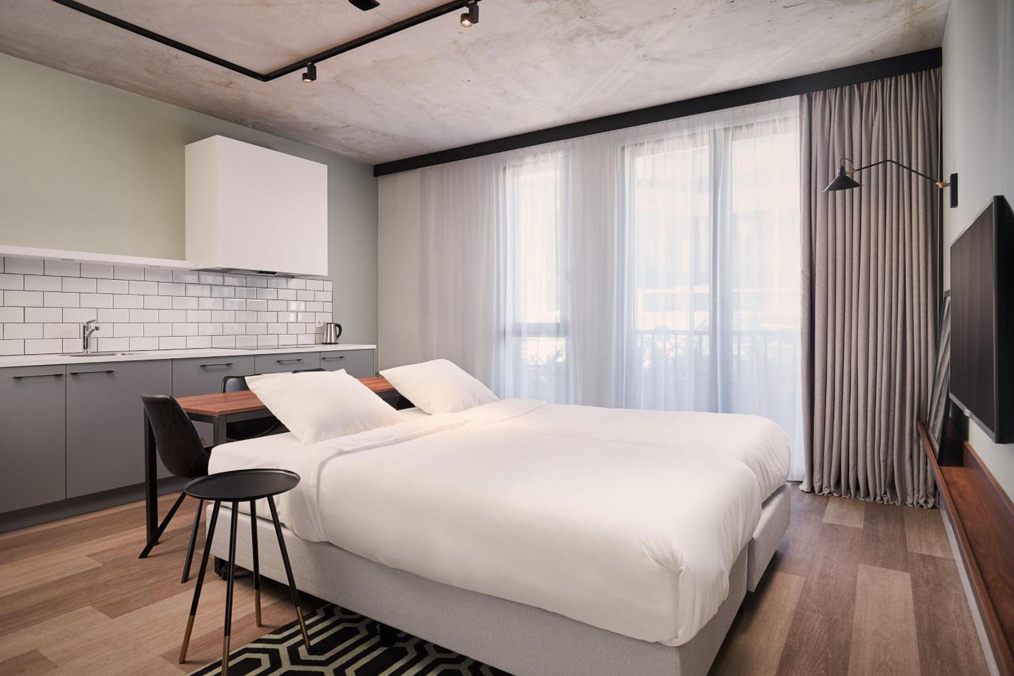 Corendon Amsterdam Schiphol Airport 4* Badhoevedorp