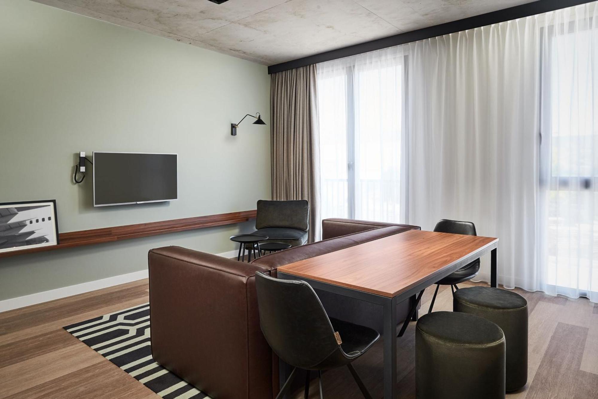 Apart-hotel Corendon Amsterdam Schiphol Airport 4*